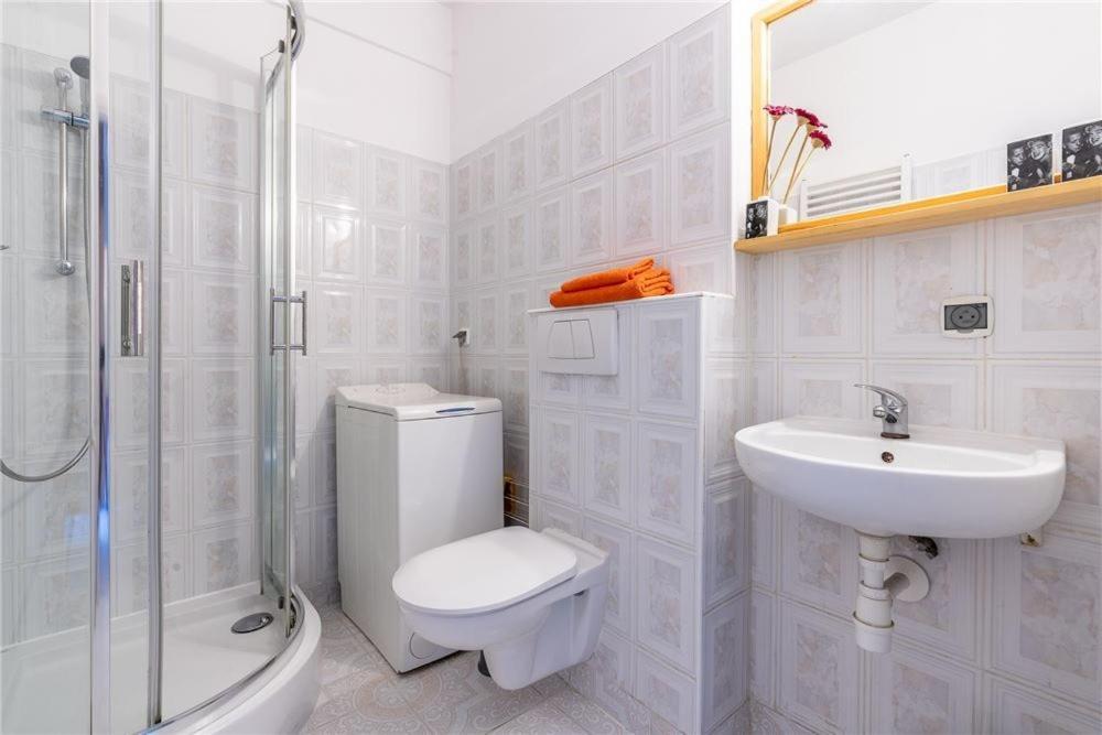 Apartament Broadway Познан Екстериор снимка